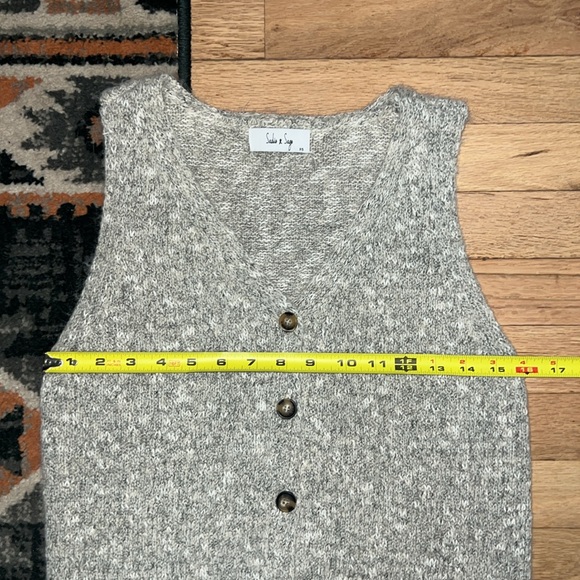 Sadie & Sage Gray button down knit vest tank top - Picture 9 of 9
